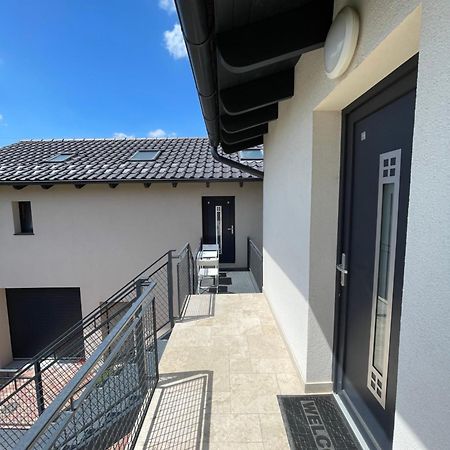 Apartment 6 Confort&Modern Arad Exterior foto
